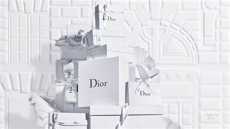 boucle lady dior|Dior official website .